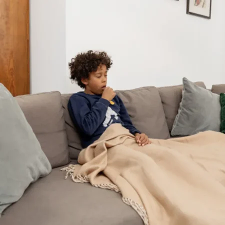 ¿Por qué tosemos? Una explicación sencilla para niños - Medical M&B Tienda Colombia