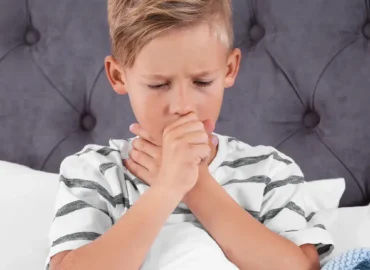 Si su hijo tose constantemente Así puede aprender a controlar las ganas de toser y a toser correctamente - Medical M&B Colombia