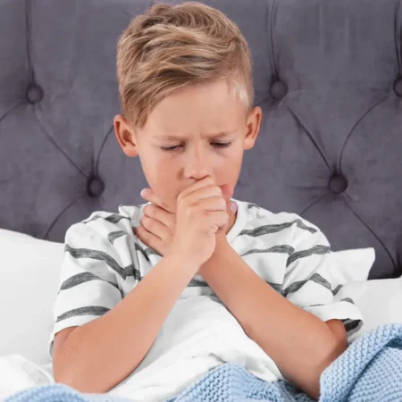 Si su hijo tose constantemente Así puede aprender a controlar las ganas de toser y a toser correctamente - Medical M&B Colombia